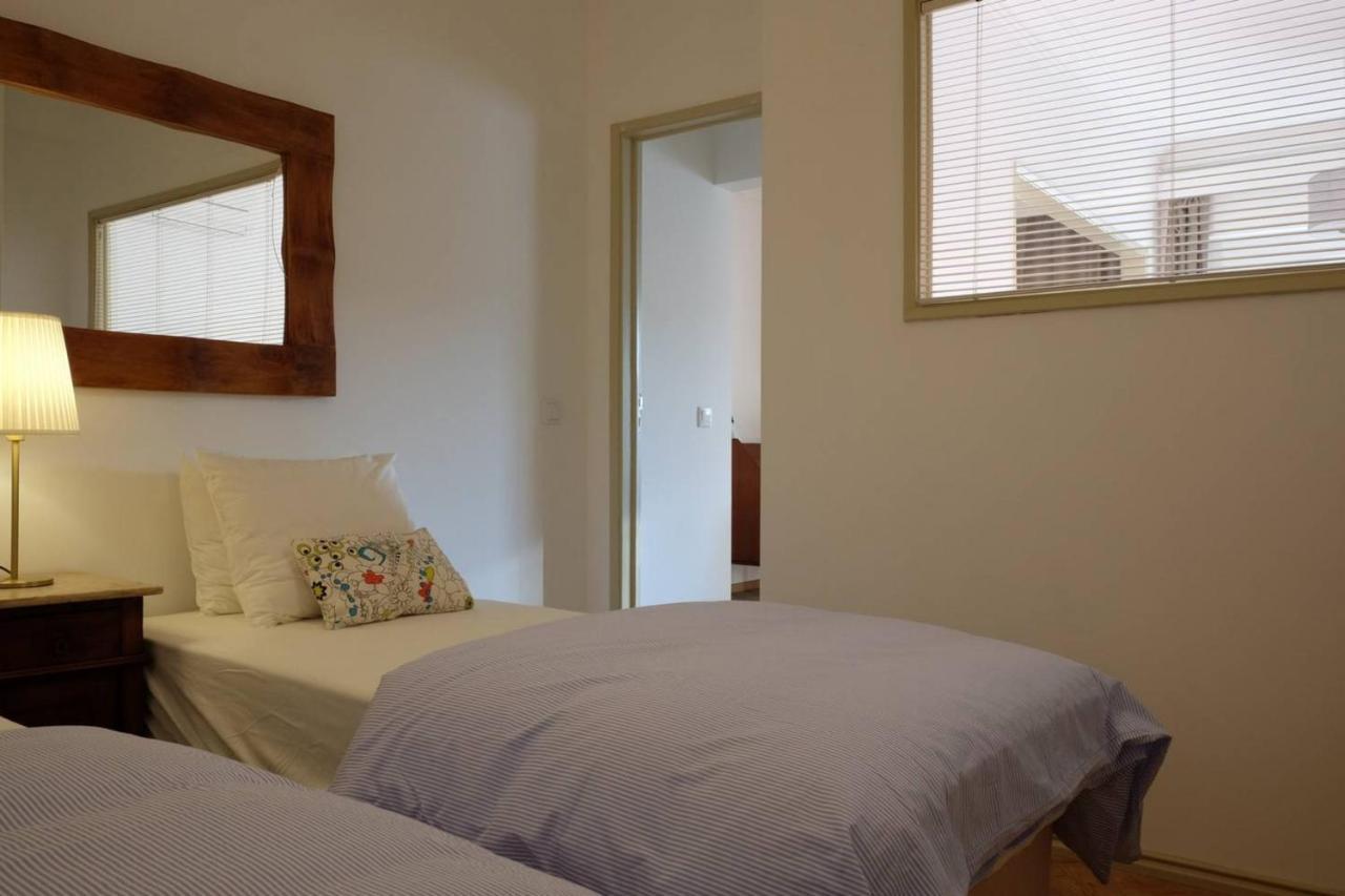 Central 2 Bedroom Apt W/Garden And Pantheon Views Lisboa Εξωτερικό φωτογραφία